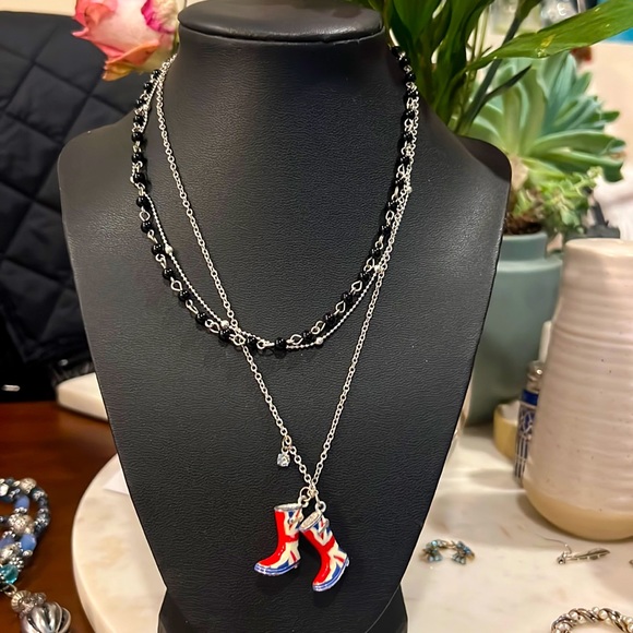 Bundle of 2 streetwear chain necklaces British Boots + minimalist black beaded - Picture 1 of 6